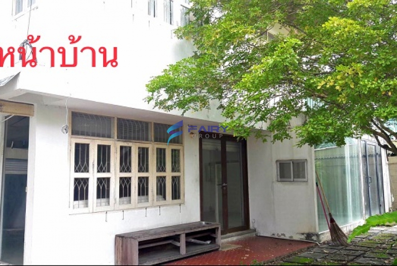 ขายบ้านเดี่ยว 2 ชั้น เนื้อที่ 56 ตารางวา หมู่บ้านไทยศิริเหนือ ทาวน์อินทาวน์ 