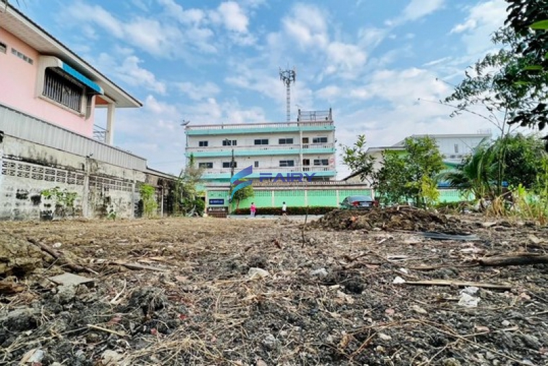 ขายที่ดินปล่า (ถมแล้ว) 100 ตร.ว เพชรเกษม ทำเลทอง & อยู่ใกล้ความเจริญ เหมาะสำหรับสร้างหอพักนักศึกษา/บริษัท ฯลฯ