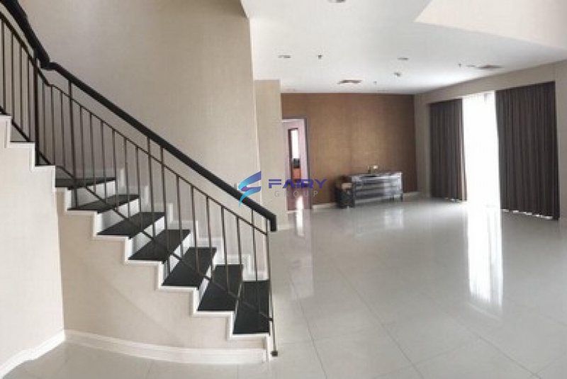 ขายพร้อมผู้เช่า คอนโดบ้านราชประสงค์ ห้อง DUPLEX PENTHOUSE พื้นที่ 381 ตร.ม ใกล้ BTS ราชดำริ