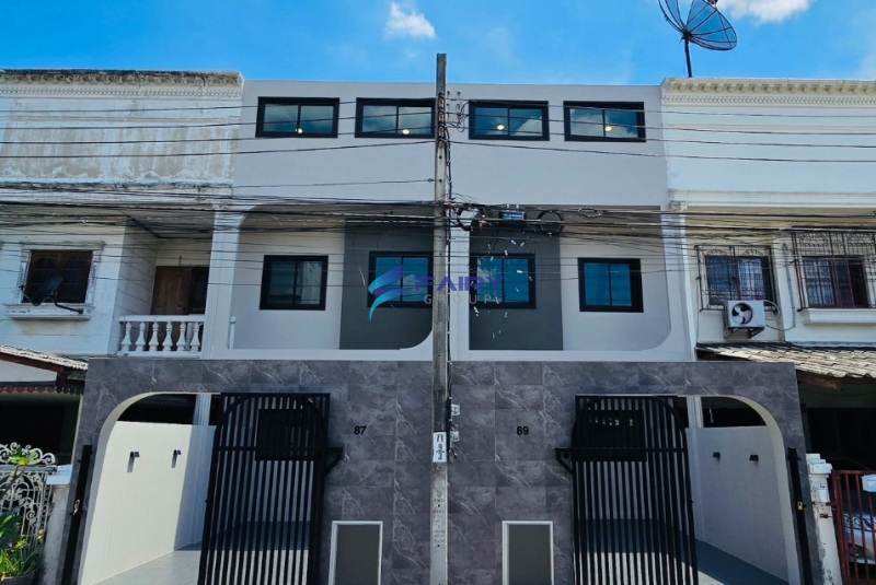 ขาย Townhome 2ชั้น สุขุมวิท101/1 รีโนเวทใหม่ ใกล้ BTS ปุณณวิถี และ Seacon Square