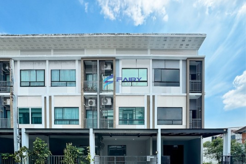 ขายทาวน์โฮม 3ชั้น พาทิโอ วัชรพล-รามอินทรา 19.3 ตร.ว สไตล์ Modern Iconic บ้านเทียบมือหนึ่ง ต่อเติมเต็มพื้นที่ เดินทางสะดวก ราคาคุ้มค่าในทำเลทอง